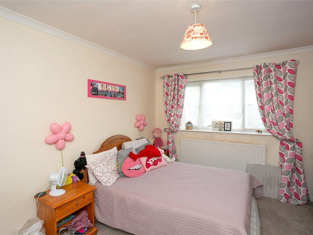 Farm Way, Bushey